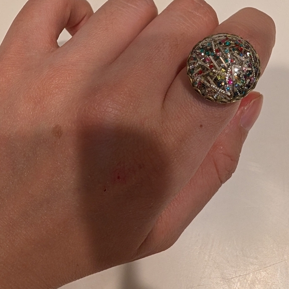 6 Rings Lot - Picture 3 of 7